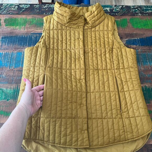 Eileen Fisher Woman Puffer Vest 1X Gold Quilted Fall Plus Size Quiet Luxury Warm - Picture 3 of 11